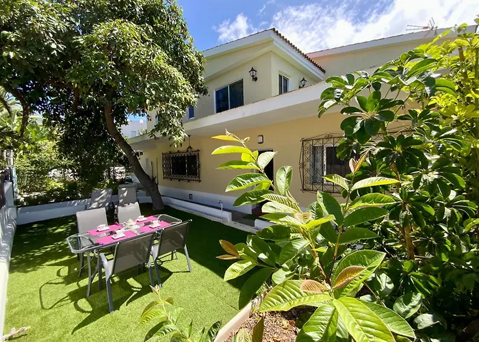 Casa Castillo بيت للعطل